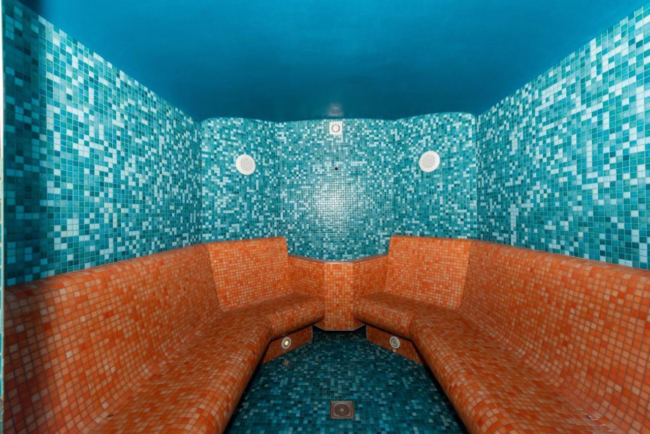 Hotel Modrin 派克波特斯耐兹库 外观 照片